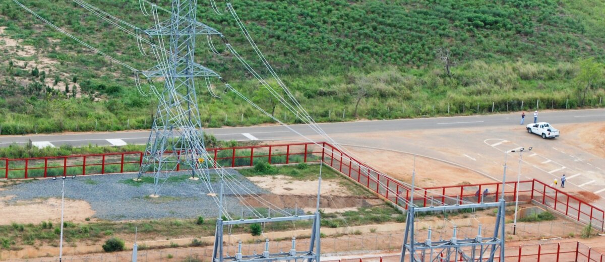 ¿Cómo garantizamos la seguridad y confiabilidad de las subestaciones eléctricas modernas?